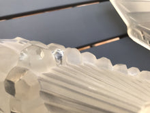 Load image into Gallery viewer, SCHNEIDER modèle 406 Paire verreries 1930 Art Deco Verre Pressé Applique Lustre