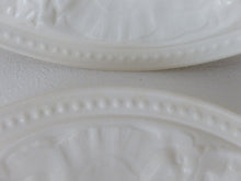Load image into Gallery viewer, 1960 French Vintage GIEN Majolica Cream Oyster Artichoke Plates 12x available