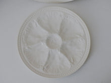Load image into Gallery viewer, 1960 French Vintage GIEN Majolica Cream Oyster Artichoke Plates 12x available