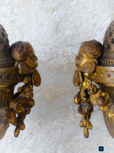 Load image into Gallery viewer, Gorgeous Antique PAIR French Cherub Cassolette Bronze - Early 19TH Louis XVI