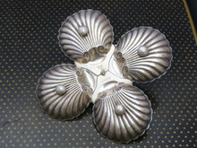Load image into Gallery viewer, Gorgeous Antique Silver Plated Serving Tray with 4 compartiments 1900 - Shell