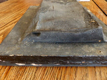 Load image into Gallery viewer, Superbe RARE ancien cadre reliquaire XIXème Saint paperolle cachet cire 1