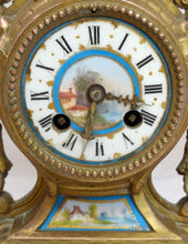 Load image into Gallery viewer, Superbe Pendule Ancienne Régule Doré Plaque Porcelaine SEVRES 19ème Horloge