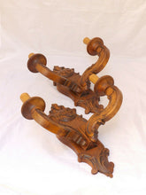 Load image into Gallery viewer, Vintage PAIR French Carved Wood Shell Rococo Wall Light Sconce Louis XV Rare