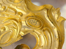 Load image into Gallery viewer, SERIE 4 ORNEMENTS XIXème LAITON Doré - LARGE SET OF 4 ORNAMENT XIXth / 18x11 cm