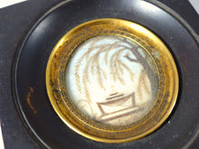 Load image into Gallery viewer, Miniature Travail cheveux paysage Temple Croix cadre bois Restauration XIXème