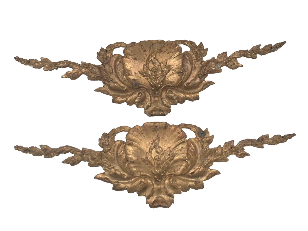 PAIR 19TH Antique French Gilded Bronze Shell Pediment 16