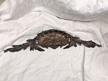 Load image into Gallery viewer, 19TH Antique French Gilded Bronze Shell Pediment 16" Hardware Salvage 206