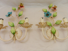 Load image into Gallery viewer, Charming Florentine PAIR Wall Light Enameled Metal Tole Flowers 1970 Italian

