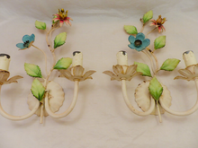 Load image into Gallery viewer, Charming Florentine PAIR Wall Light Enameled Metal Tole Flowers 1970 Italian