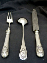 Load image into Gallery viewer, CHRISTOFLE Louis XVI Silverplated  3 pieces Serving &amp; Carving Set Medallion 19TH
