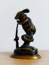 Load image into Gallery viewer, ANCIEN BRONZE Animalier Livre Chasseur d&#39;après Auguste Nicolas Cain XIXème
