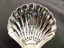 Load image into Gallery viewer, Nice CHRISTOFLE GODRONS Sugar Ladle 17cm Cuiller à sucre Saupoudreuse Brilliant
