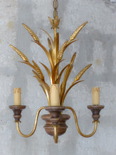 Load image into Gallery viewer, Gorgeous Wheat Leaf Italian Gilt Tole &amp; Wood Chandelier 1980's Ceiling
