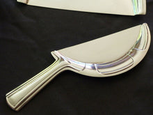 Load image into Gallery viewer, CHRISTOFLE Rare SET Antique Bread crumb scoop &amp; Fruits dish ART DECO 1930
