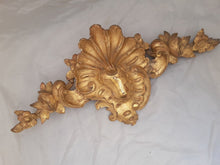 Load image into Gallery viewer, 19TH Antique French Louis XV Gilded Wood Pediment Hardware Furniture Salvage 22&quot;
