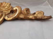 Load image into Gallery viewer, 19TH Antique French Louis XV Gilded Wood Pediment Hardware Furniture Salvage 22&quot;
