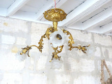 Load image into Gallery viewer, Excpt Large French Gilded Bronze Louis XV Rococo Chandelier 5 fires Shades 19TH
