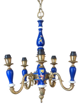 Load image into Gallery viewer, Charming Vintage 1950 Ceramic Cobalt Blue Chandelier Gilded metal 5 lights
