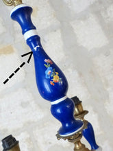 Load image into Gallery viewer, Charming Vintage 1950 Ceramic Cobalt Blue Chandelier Gilded metal 5 lights
