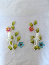 Load image into Gallery viewer, Charming Florentine PAIR Wall Light Enameld Metal Tole Flowers 1980 Italian #2
