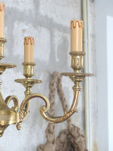 Load image into Gallery viewer, Gorgeous Vintage French 5 Arms Gilded Brass Chandelier Ceiling Bronze Louis XVI
