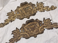 Load image into Gallery viewer, PAIR 19TH Antique French Gilded Bronze Shell Pediment 17&quot; Hardware Salvage 208
