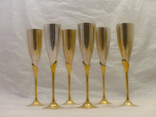 Load image into Gallery viewer, Charming Set of x6 Vintage Champagne Flutes - Brass &amp; Gilded Metal - 9&quot;
